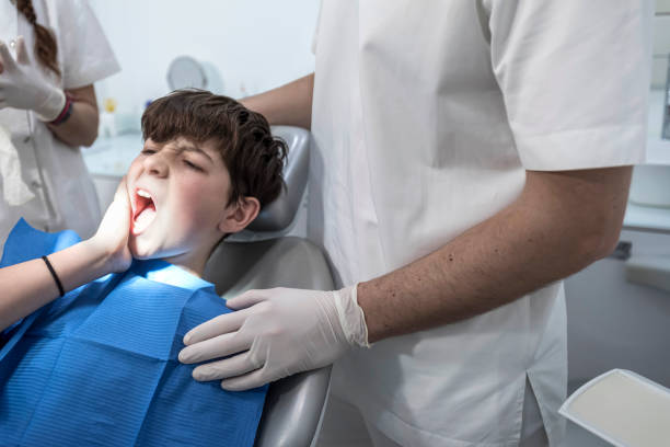 Best Dentist for Dental Trauma  in Paris, IL