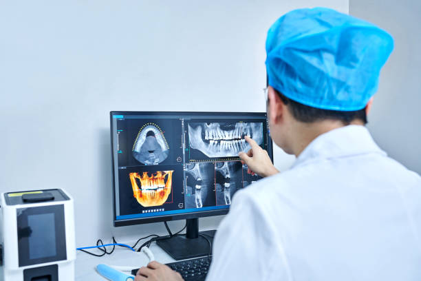 Best Emergency Tooth Extraction  in Paris, IL